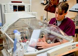 Becoming a Neonatal Nurse